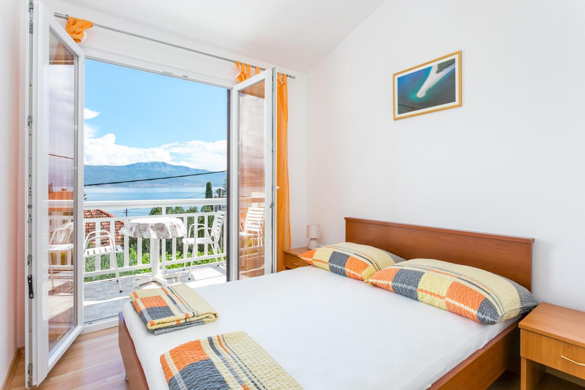 Apartments By The Sea Slatine, Ciovo - 6000 Экстерьер фото